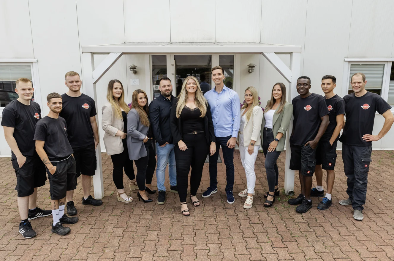 Gruppenfoto des Teams der i-punkt GmbH